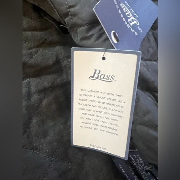 Men's Bass Quilted Vest - Picture 6 of 9